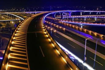 城市道(dao)路(lu)炤明(ming)